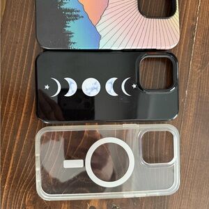 Stylish Phone Cases with Artistic Designs
